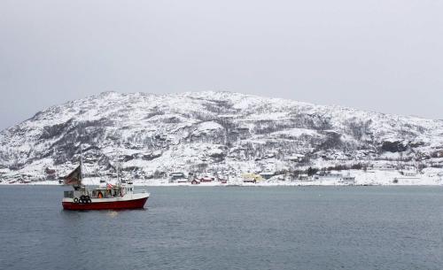 EU-Norway crab row could fuel oil tensions in Arctic