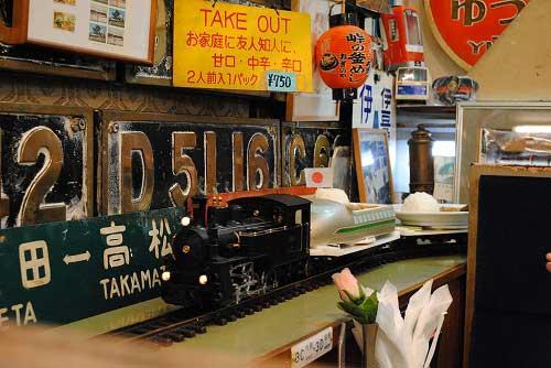 Tokyo embraces locomotive dining