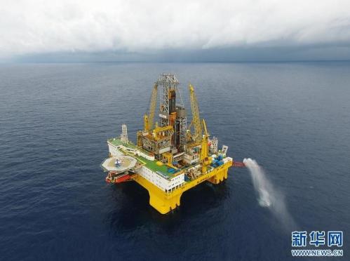 China succeeds in mining combustible ice in South China Sea