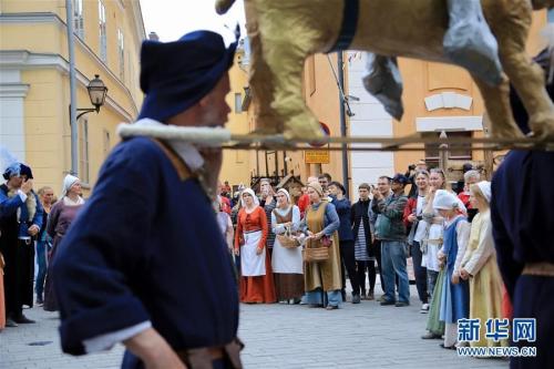 Experiencing the Medieval Market in Turku