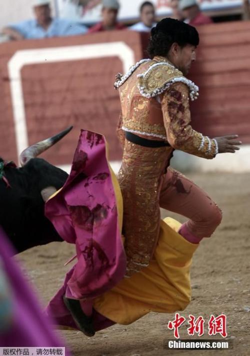 Matador Ivan Fandino killed in France bullfight