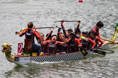 关于端午节的英语作文《 Dragon Boat Festival》